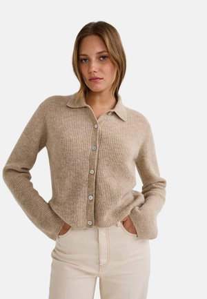 BOUTONNÉ - Gilet - seigle