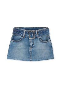 Gonna mini in denim con un lavaggio azzurro chiaro, dotata di una larga cintura blu decorata con borchie argentate e una fibbia rettangolare; due tasche frontali.