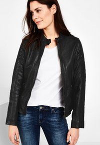 Mustang Skinnjacka - black