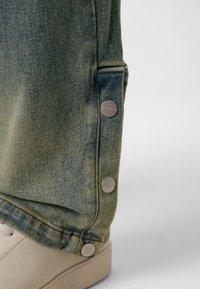 Don't Waste Culture ZIGA UNISEX - Calças de ganga folgadas - ocean sand