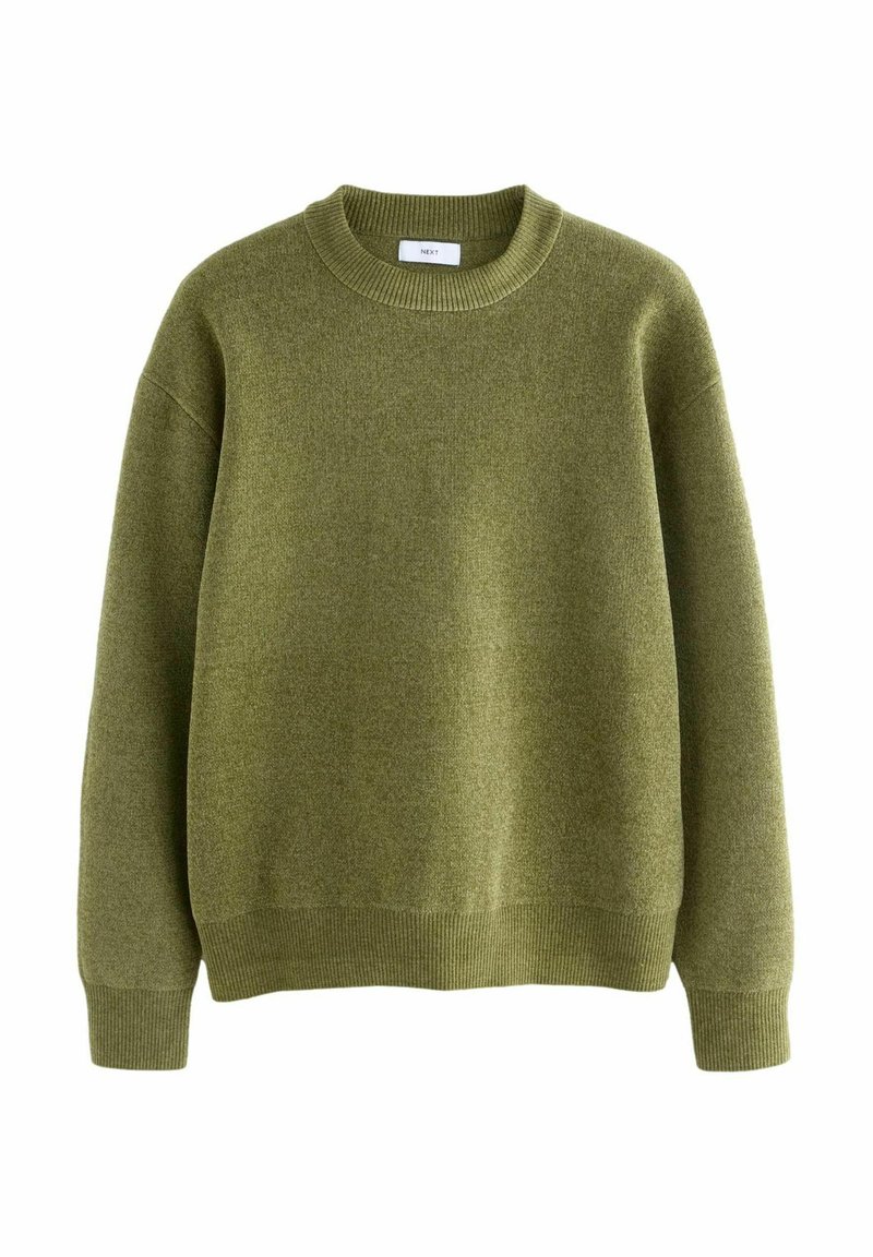 Olivenfarbener Pullover mit Rundhalsausschnitt aus Strick, mit gerippten Bündchen, Saum und Kragen, auf einem weißen Hintergrund präsentiert.