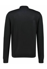 Schwarzer, leichter Pullover mit langen Ärmeln und gerippten Bündchen und Saum, von hinten auf einem weißen Hintergrund gezeigt.