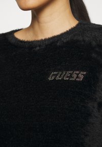 Guess Sweter