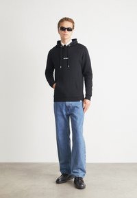 Les Deux LENS HOODIE - Jersey con capucha - black/white