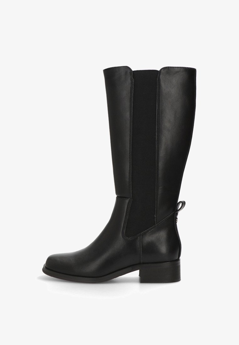 Botas de cuero negras hasta la rodilla con paneles laterales elásticos, punta redonda, tacón bajo y una tirador en la parte trasera para ponerlas y quitarlas con facilidad. Textura suave.