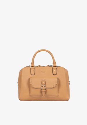 Lichtbruine leren handtas met twee bovenhandvatten, voorvak met gesp en ritssluiting, ontworpen voor dagelijks gebruik.