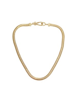 Collana in metallo color oro, design a catena curva a forma di serpente, superficie liscia, chiusura con moschettone, con una finitura lucida.