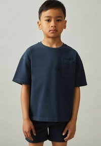 Reiss REISS TANE COTTON PALM-EMBROIDERY OVERSIZE T-SHIRT - Triko s potiskem - washed navy