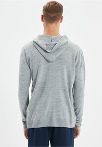 Trendyol Kapuzenpullover - grey