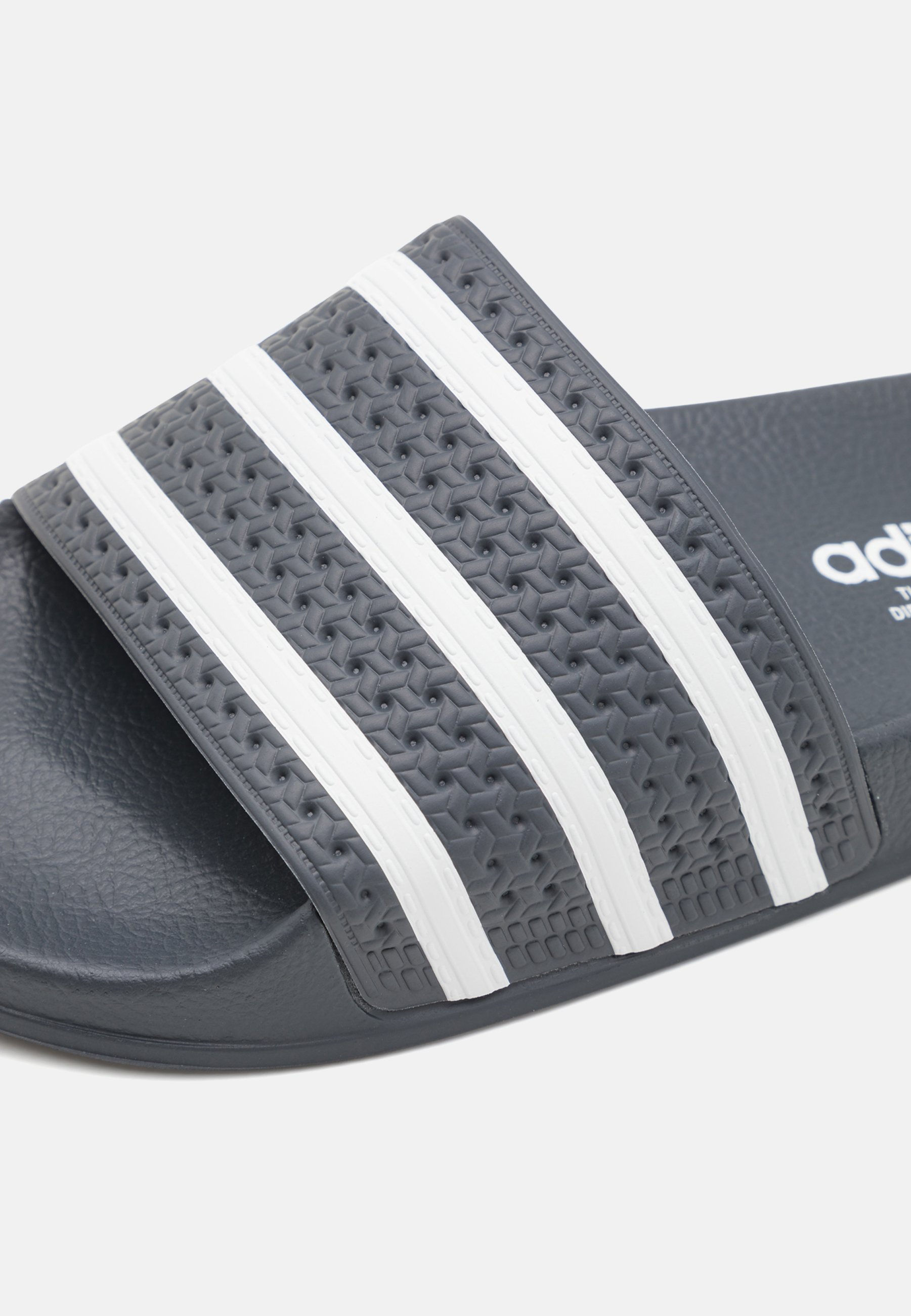 adidas Originals ADILETTE UNISEX - Badslippers - grey six/footwear  white/grey six/grijs - Zalando.be