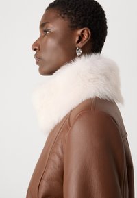 Marc Cain Lederjacke - dark chestnut brown