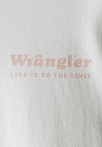 Wrangler REGULAR TEE - Camiseta básica - vintage white