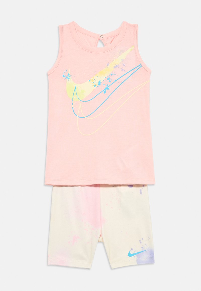 Nike Sportswear Top wit