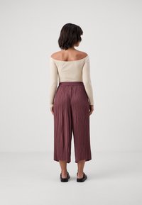 ONLY Petite ONLMARIN PLISSE CULOTTE - Hlače - rose brown