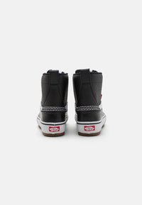 Vans MTE STANDARD MID WATERPROOF UNISEX - Snørestøvletter - black/white