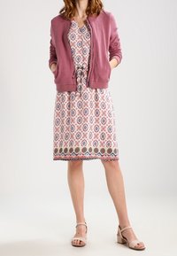 Cream Vapaa-ajan mekko - light pink