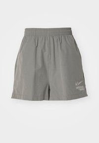 Shortsit - flat pewter/iron ore