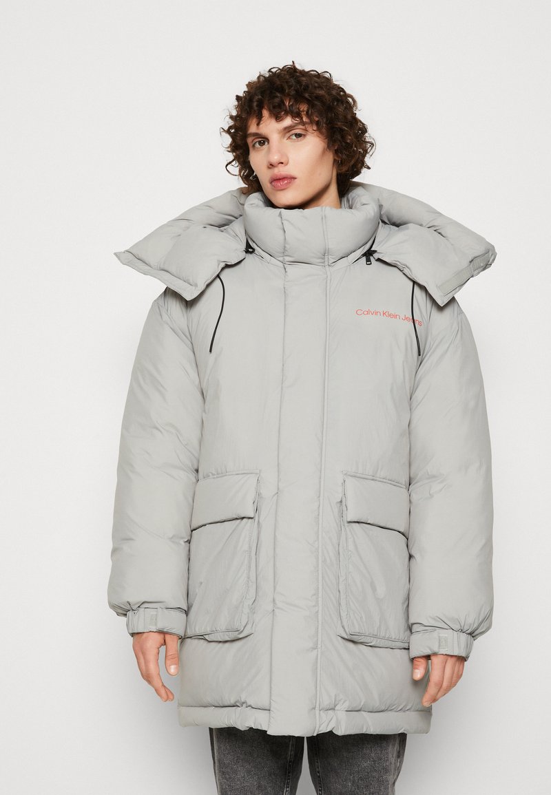 Calvin Klein Jeans Wintermantel mercury grey/grau Zalando.at