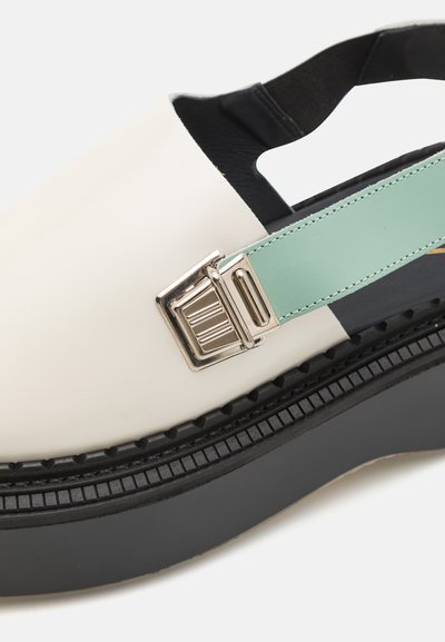Adieu TYPE 200 UNISEX - Sandalai - ivory/pistachio