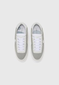 Lacoste AURA  - Treniņu apavi - dark grey