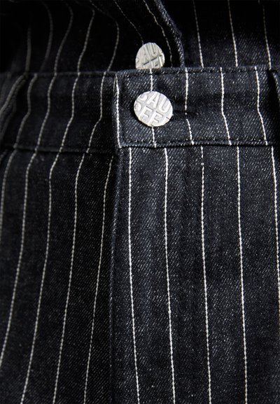 Baum und Pferdgarten NINI - Džínsy voľného strihu - black denim