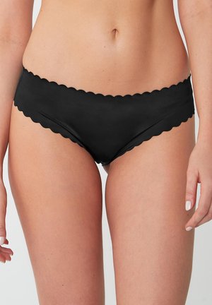 Crne bikini gaćice sa valovitom ivicom, izrađene od glatkog materijala. Dizajn pruža minimalnu pokrivenost s niskim strukom.