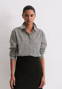 Unausgewählt, offwhite