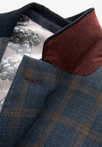 Next SLIM FIT TRIMMED - Kostiuminis švarkas - bright blue