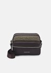 DRY - Sac bandoulière - taupe/multicolor