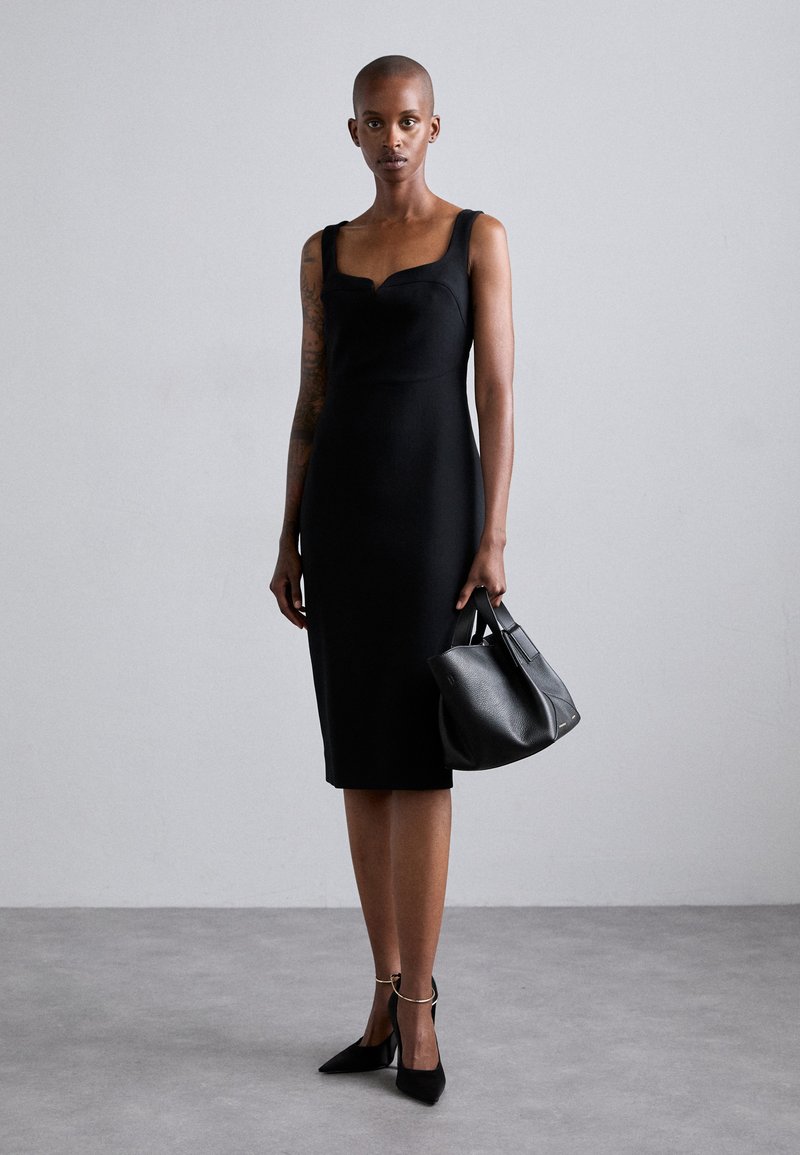 Victoria Beckham SLEEVELESS FITTED DRESS - Cocktail dress / Party dress -  black - Zalando.ie