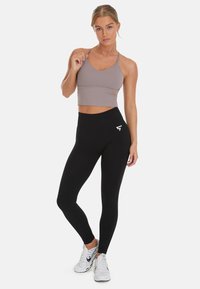 SQUATPROOF REPOSE ACTIVE  - Top - graphite