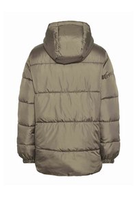 Giacca a vento in verde oliva. Caratterizzata da un cappuccio, texture trapuntata, polsini elasticizzati e una silhouette rilassata con un dettaglio cucito sul davanti.