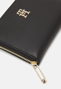 Tommy Hilfiger GIFTING - Wallet - black