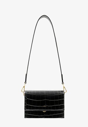 Sac d'épaule en cuir synthétique noir effet crocodile avec fermeture à rabat, ferrures dorées et bandoulière amovible.