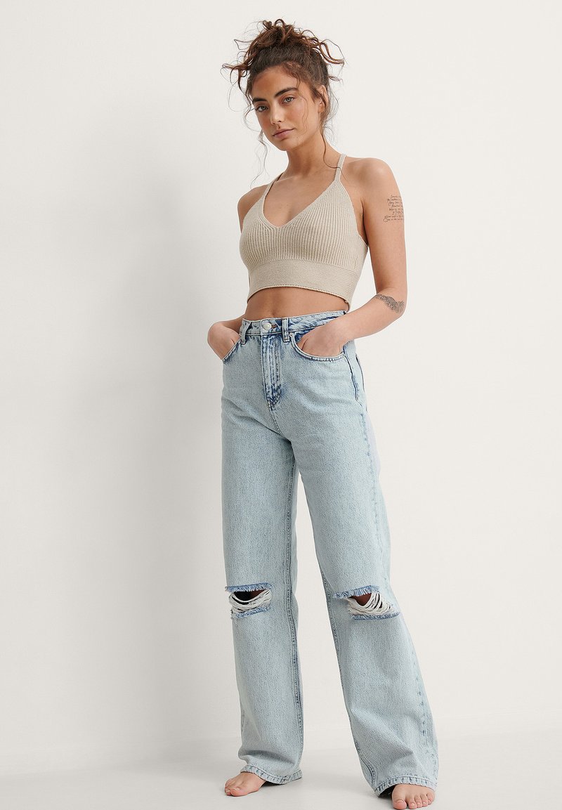 NA-KD Relaxed fit jeans blauw