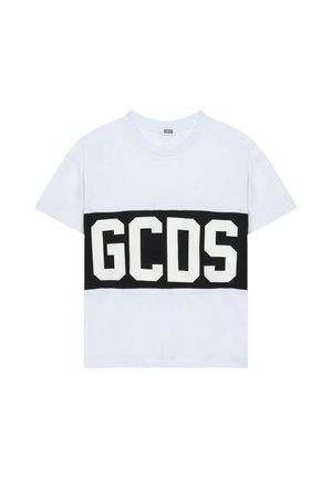 Hvid T-shirt med korte ærmer og bred sort horisontal bånd hen over brystet med store hvide bogstaver "GCDS."