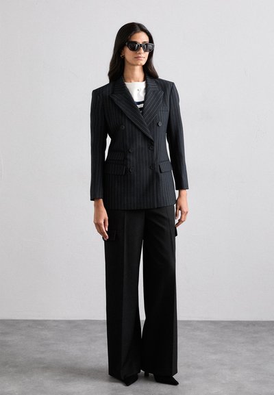 sandro COURBEVOIE - Bleizers - black