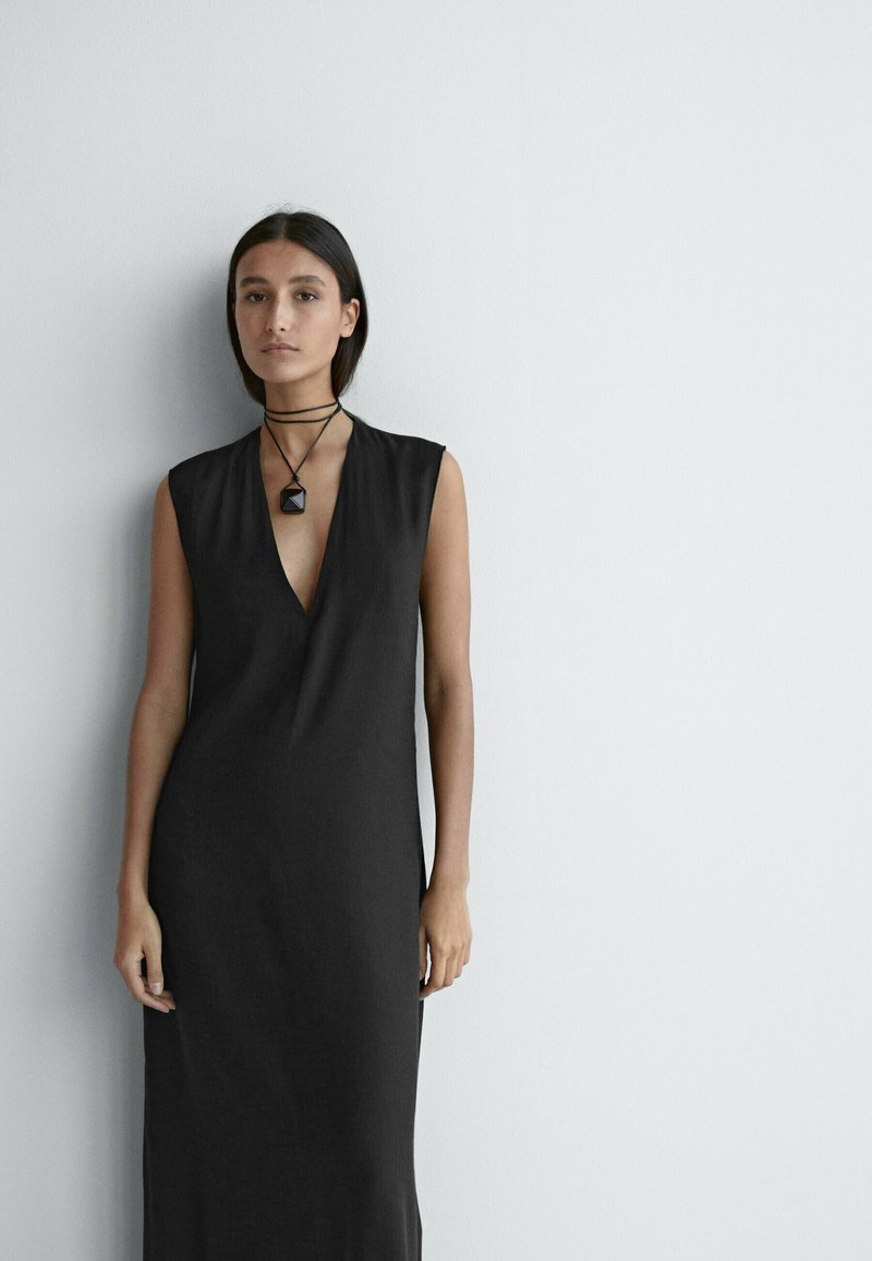 knee length dresses for ladies Ruched Jersey Midi Dress for Tall Women in Black S / Extra Tall / Black main image 0