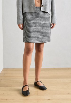 SKIRT EASY SHAPE SHORT LENGTH - A-linjainen hame - multi/black
