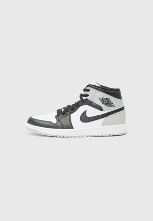 Jordan AIR JORDAN 1 MID - Sneaker high - white/black/lt smoke grey