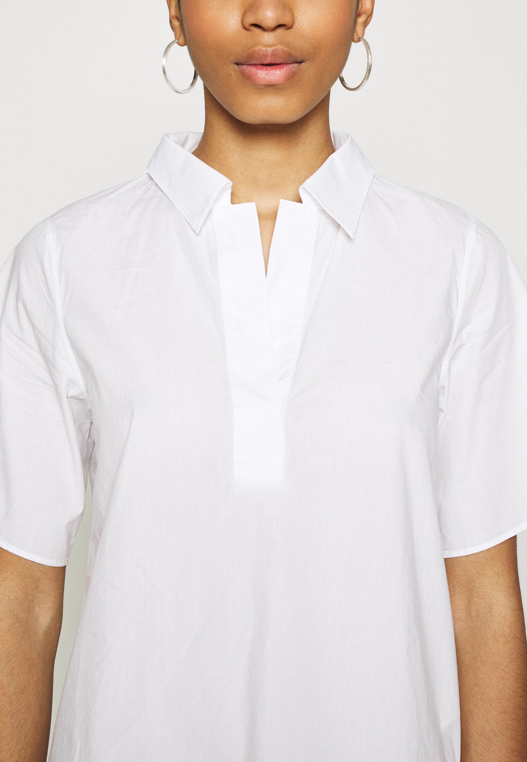 ARKET Button-down blouse - white 