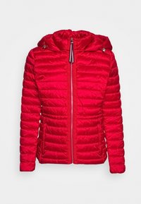 Rote isolierte Jacke mit gestepptem Design, Kapuze und Frontreißverschluss. Verfügt über eine glatte Textur und eine schlanke, taillierte Silhouette.