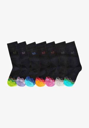 Set aus acht schwarzen Socken mit bunten geometrischen Mustern an der Zehe, mit dem Logo "H.I.S" in verschiedenen Farben am Bund.