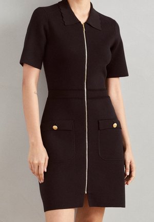 Shift dress - black