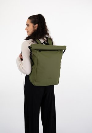 HENRY - Rucksack - olive