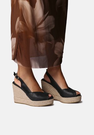 OPRAH - Sandalen met sleehak - black