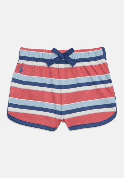 Shorts pour enfants avec des rayures horizontales rouges, blanches et bleues, taille élastique, bordure bleu marine et un nœud bleu marine à l'avant au centre.