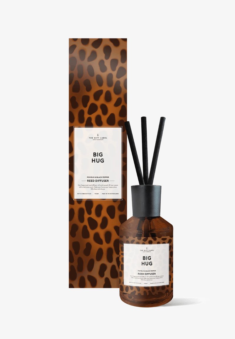 The Gift Label THE GIFT LABEL RAUMDUFT BIG HUG POMELO BLACK PEPPER the-gift-label-the-gift-label-raumduft-big-hug-pomelo-black-pepper