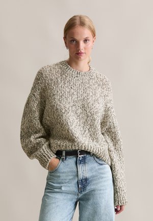Pullover - black
