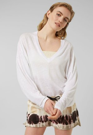 Long sleeved top - white